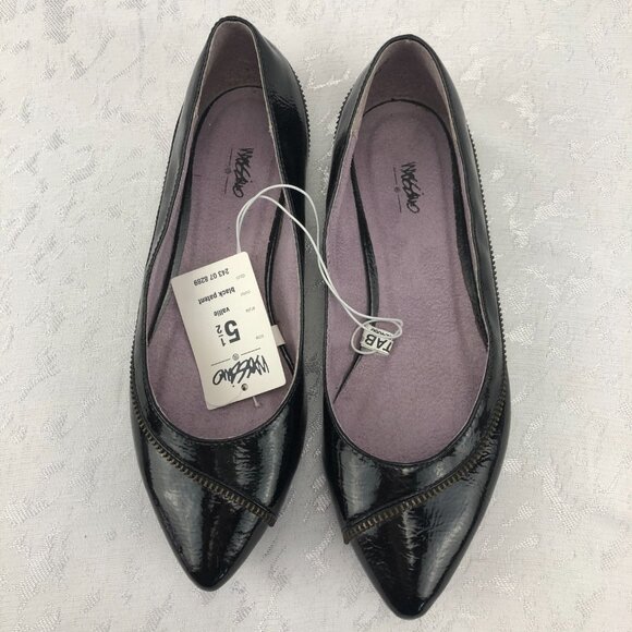 Mossimo Vallie Glossy Black Patent Zipper Flat Pointed-Toe Shoes Size 5½ - Picture 2 of 10